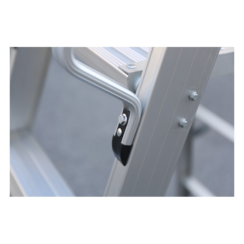 Aluminium Platform Ladder detail image 2